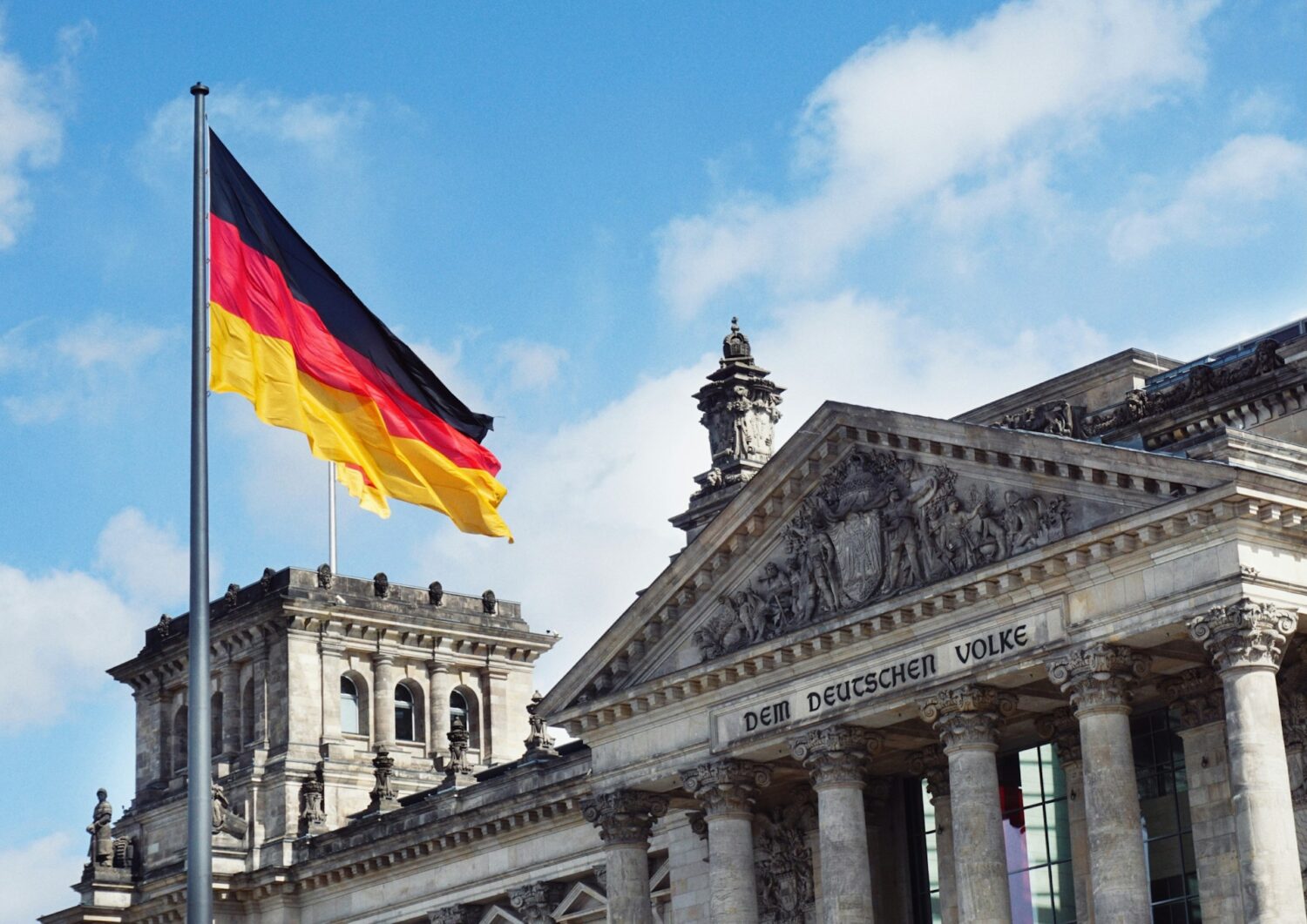 Fachkraeftemangel in Wahlprogrammen